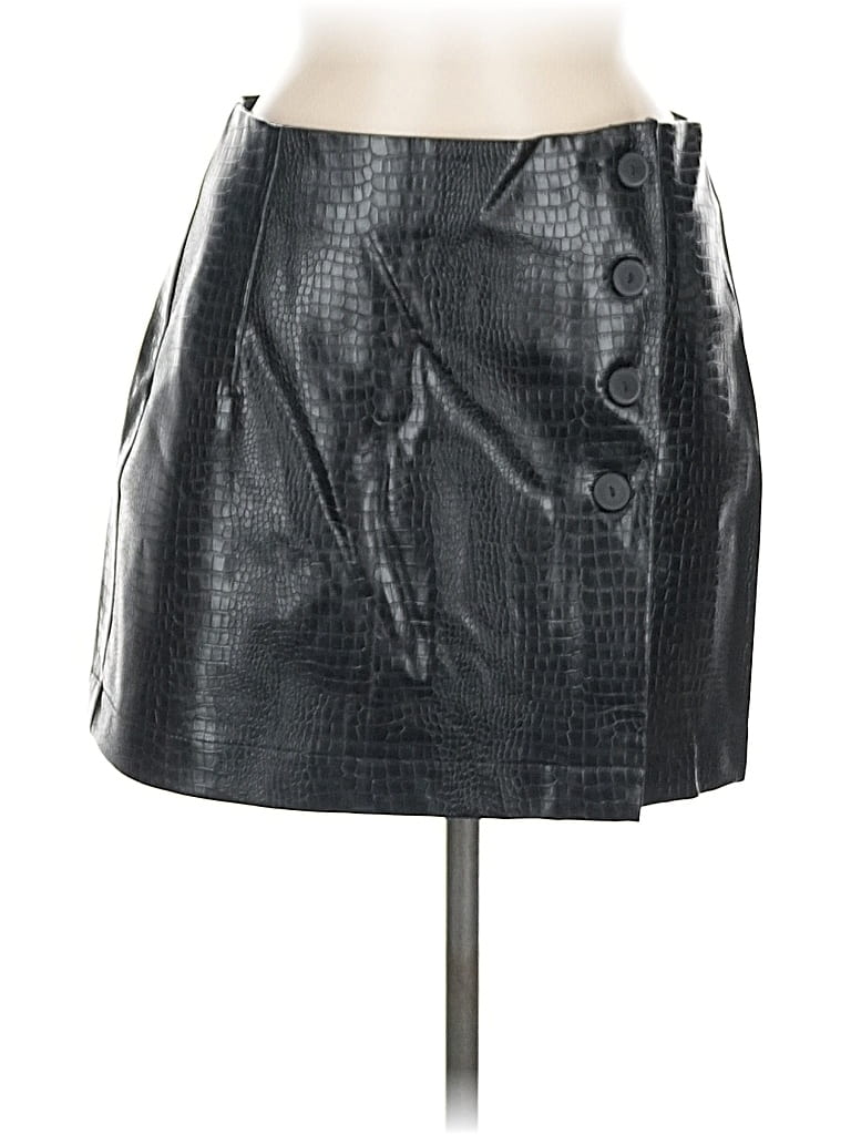 Pre-owned Commense Faux Leather Skirt In Black
