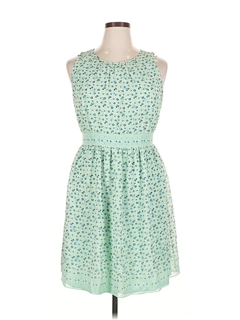Pre-owned Max Studio Casual Dress In Green