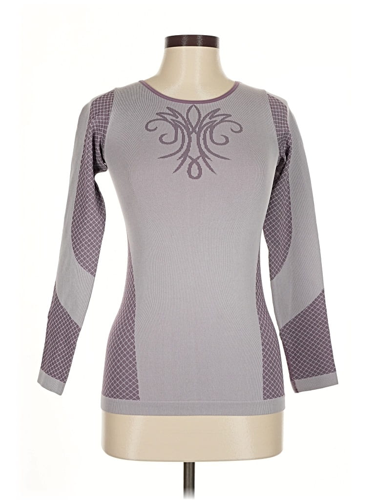 Pre-owned Athleta Long Sleeve T-shirt In Gray