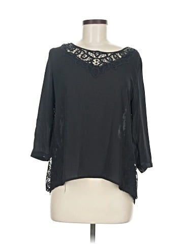 Hollywould 3/4 Sleeve Blouse (view 1)