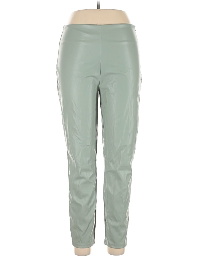 Pre-owned Fabletics Casual Pants In Green