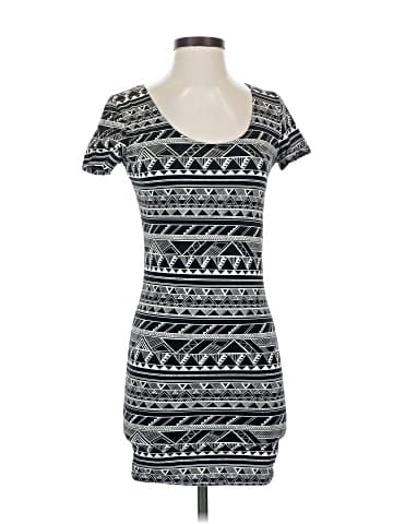 Victoria's Secret Pink Casual Dress (view 1)