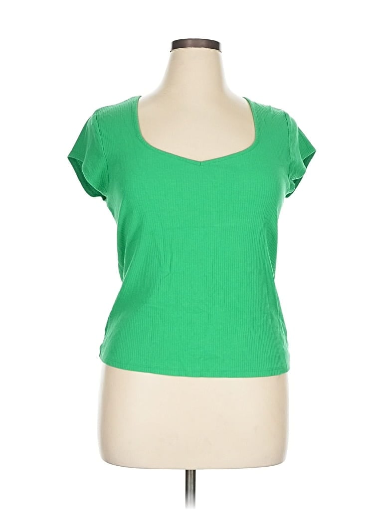Pre-owned Old Navy Short Sleeve T-shirt In Green