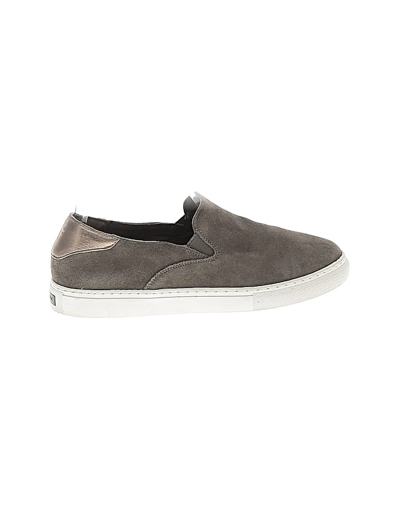 Pre-owned Trask Sneakers In Gray