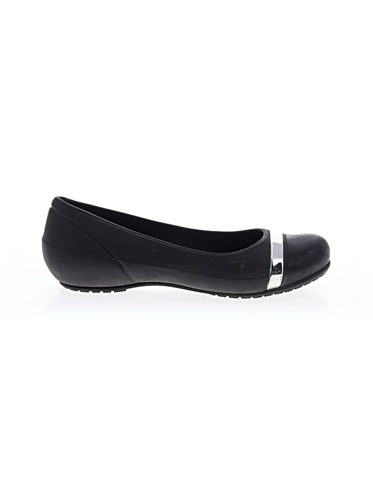 Pre-owned Crocs Flats In Black