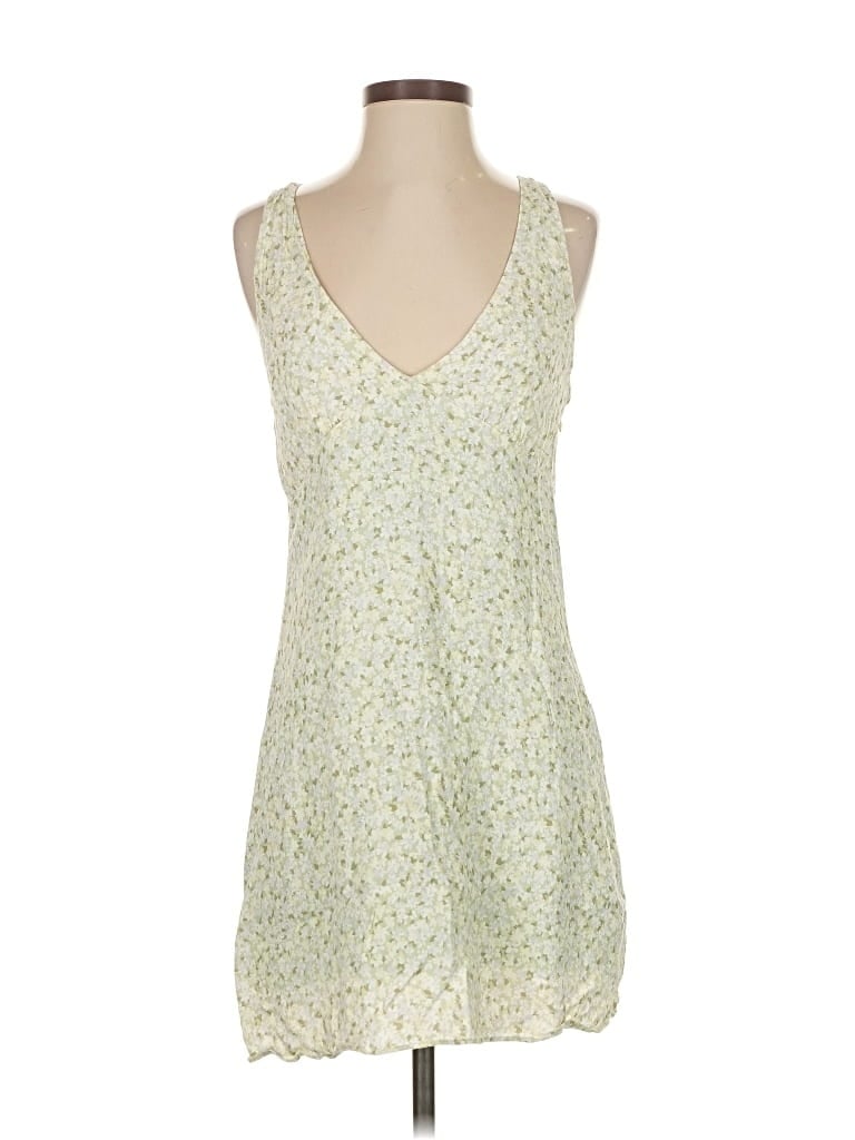 Pre-owned Sun-deh Casual Dress In Green