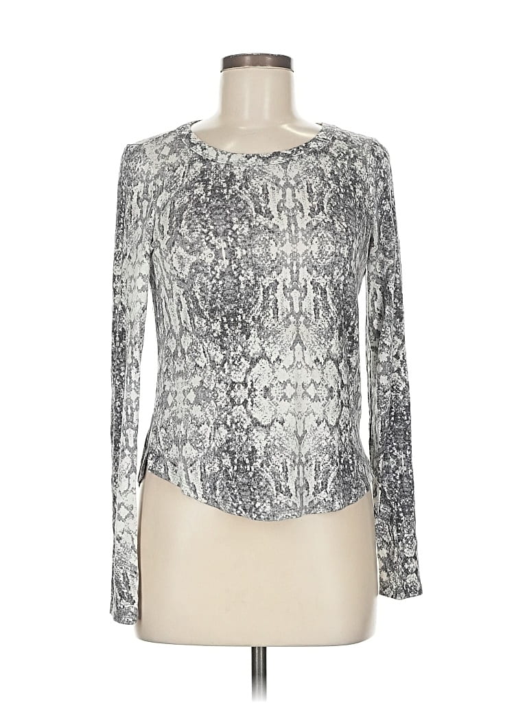 Pre-owned Socialite Long Sleeve T-shirt In Silver