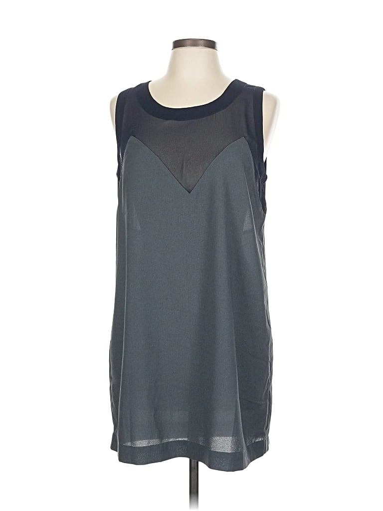 Pre-owned Chloé Sleeveless Blouse In Gray