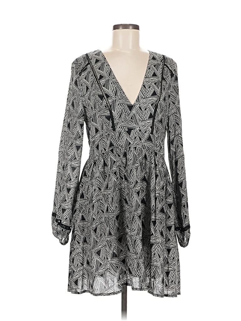 Pre-owned Hazel Casual Dress In Gray