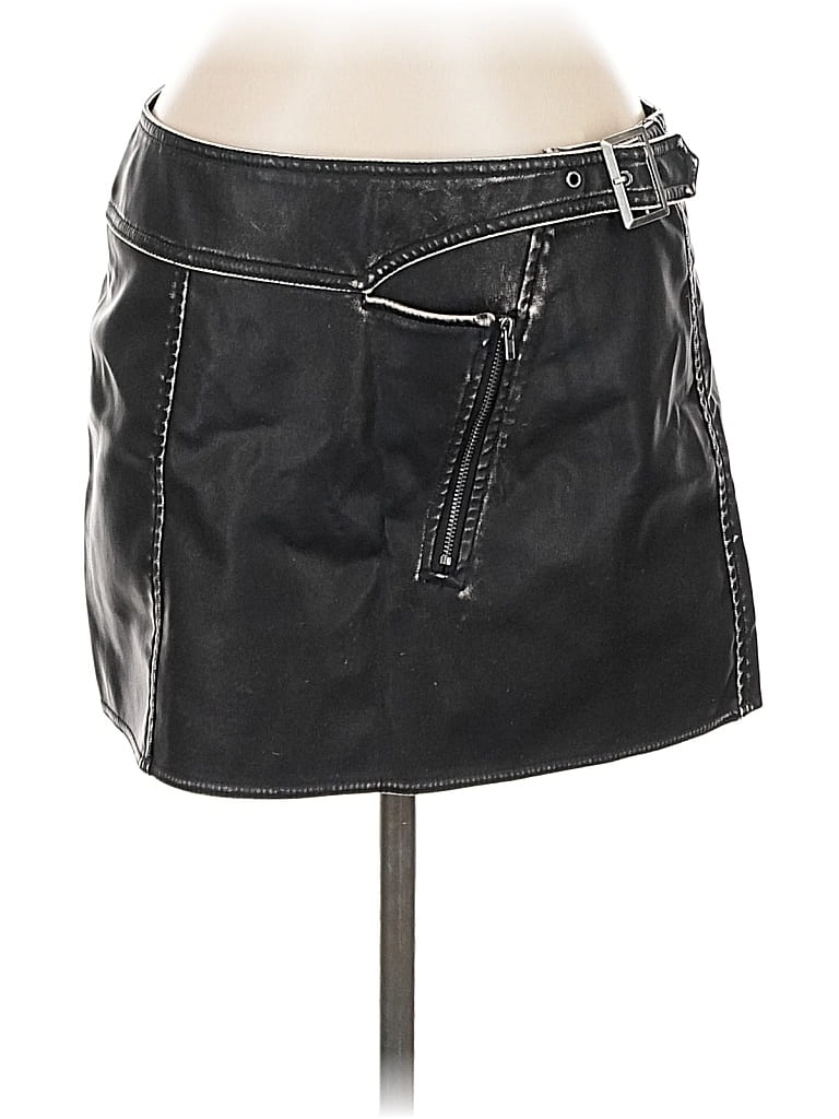 Pre-owned Divided By H&m Faux Leather Skirt In Black