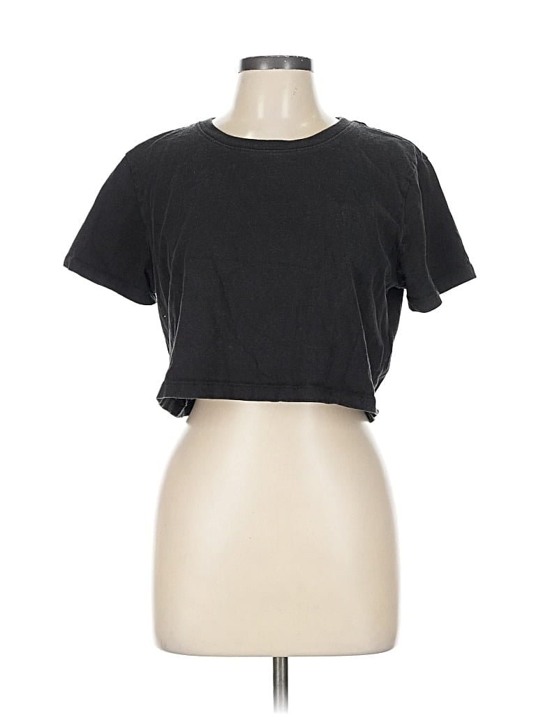 Pre-owned Urban Outfitters Short Sleeve T-shirt In Black