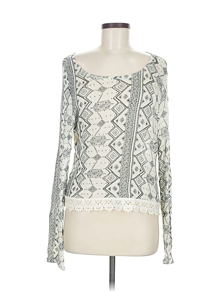 Pre-owned Divided By H&m Long Sleeve Top Ivory Square Neckline Tops In White