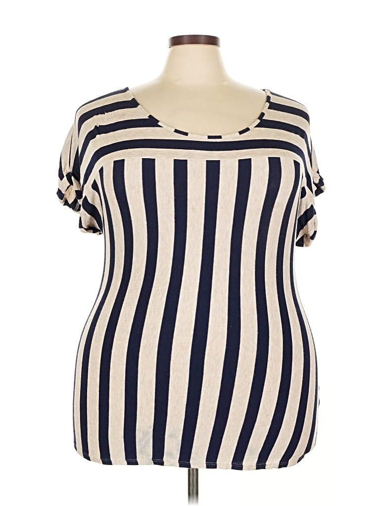 Pre-owned Naif Short Sleeve Top Ivory Scoop Neck Tops In White