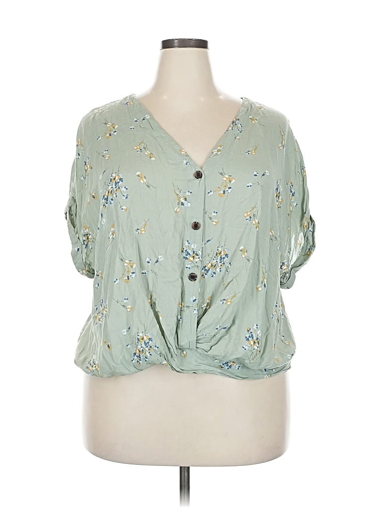 Pre-owned A.n.a. A New Approach Short Sleeve Blouse In Green