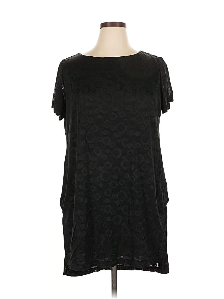 Pre-owned Travelers By Chico's Casual Dress In Black
