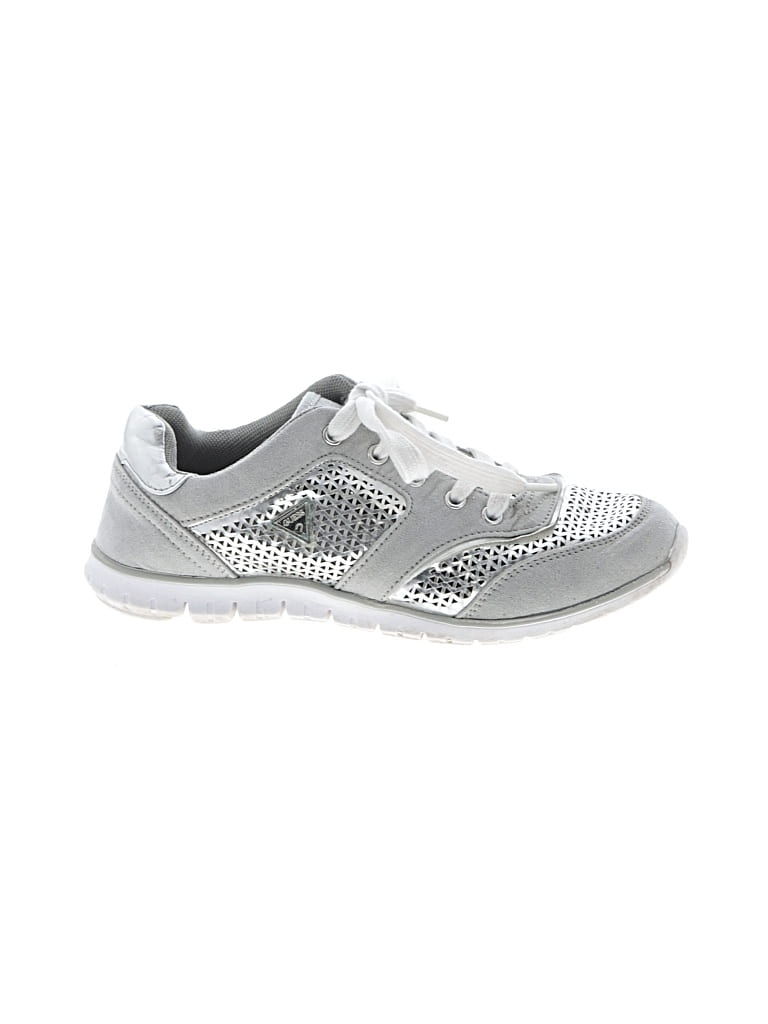 Pre-owned Guess Sneakers In Silver