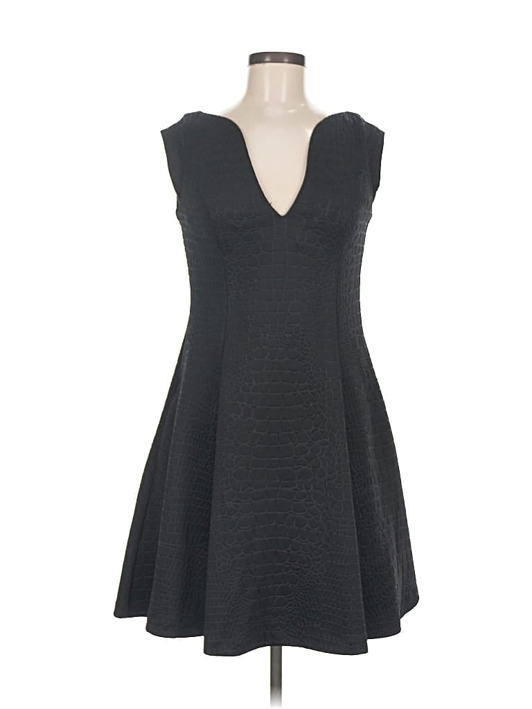 Pre-owned Guess Cocktail Dress In Gray