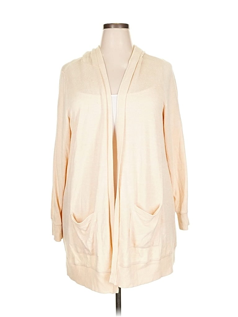 Pre-owned Torrid Cardigan Sweater In White