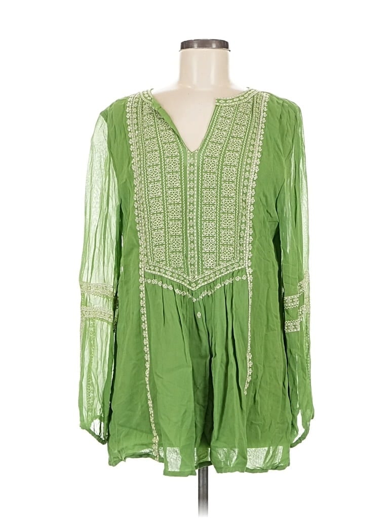 Pre-owned Tolani Long Sleeve Blouse In Green