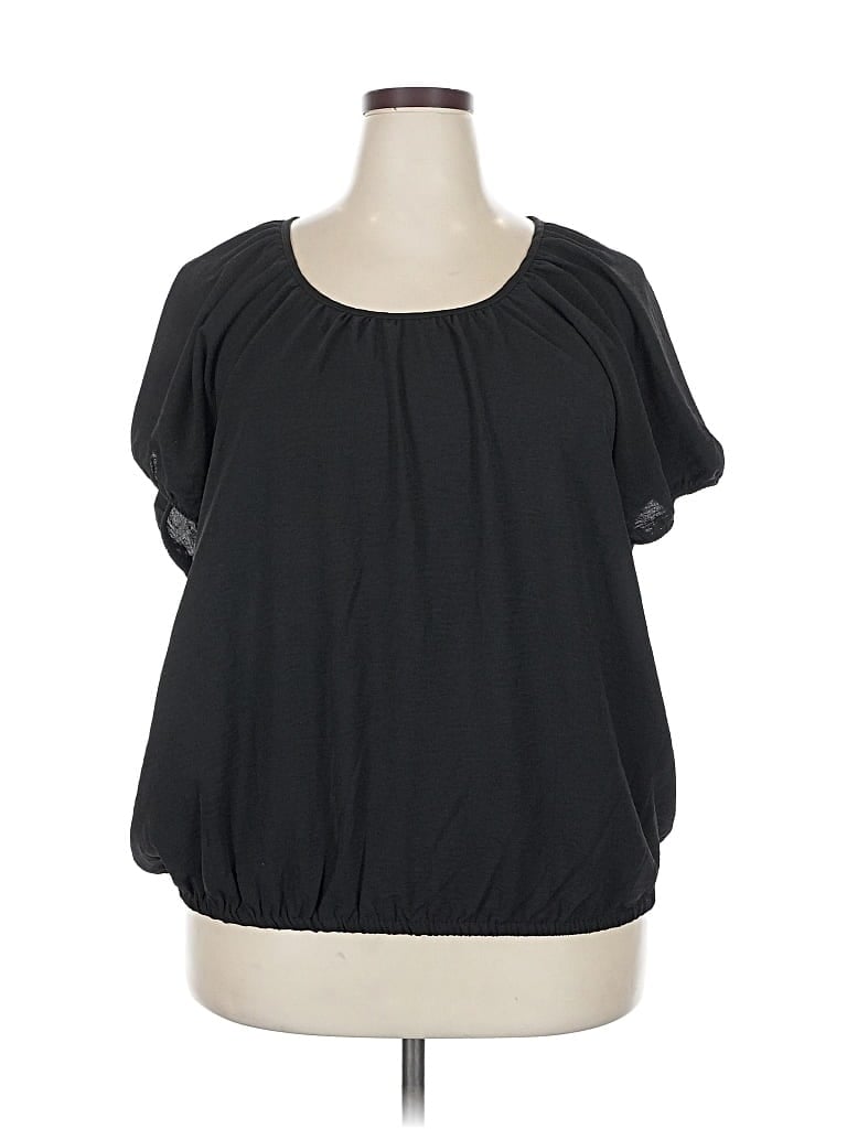Pre-owned Torrid Short Sleeve Blouse In Black