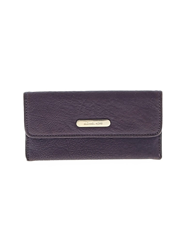 Pre-owned Michael Kors Leather Wallet In Purple