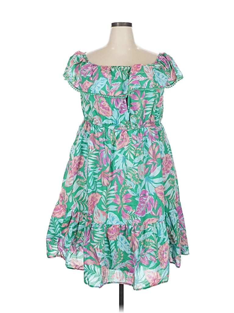 Pre-owned Terra & Sky Cocktail Dress In Green