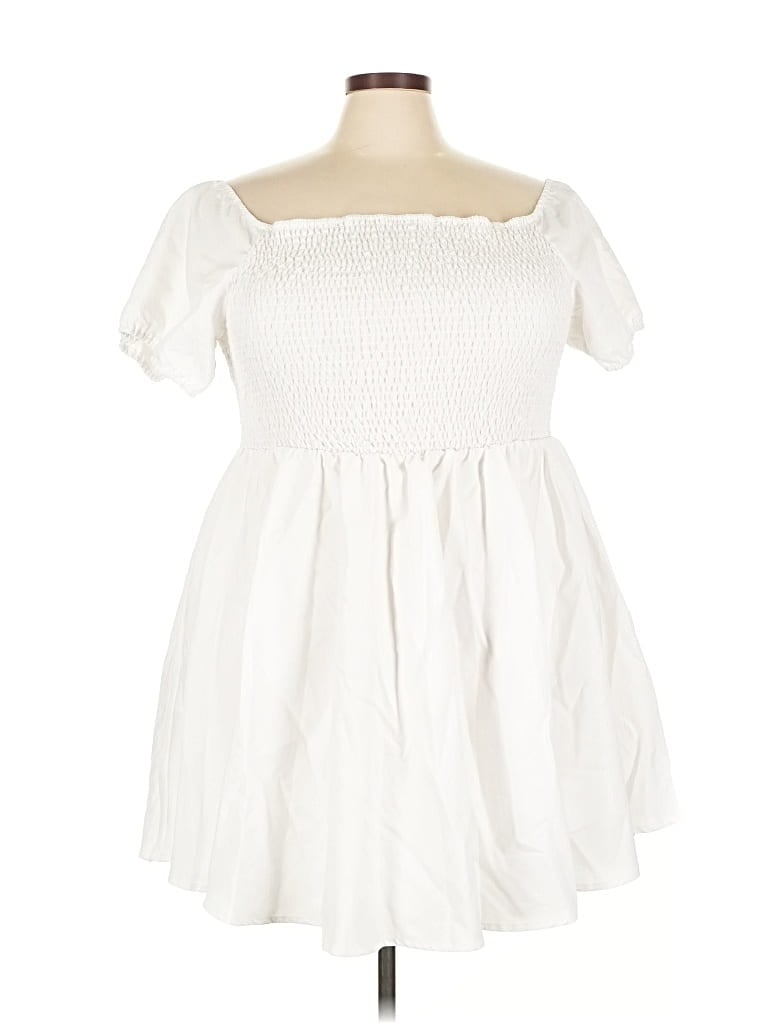 Pre-owned Shein Curve Casual Dress In White