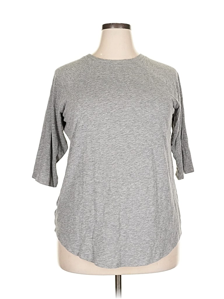 Pre-owned Torrid 3/4 Sleeve T-shirt In Gray