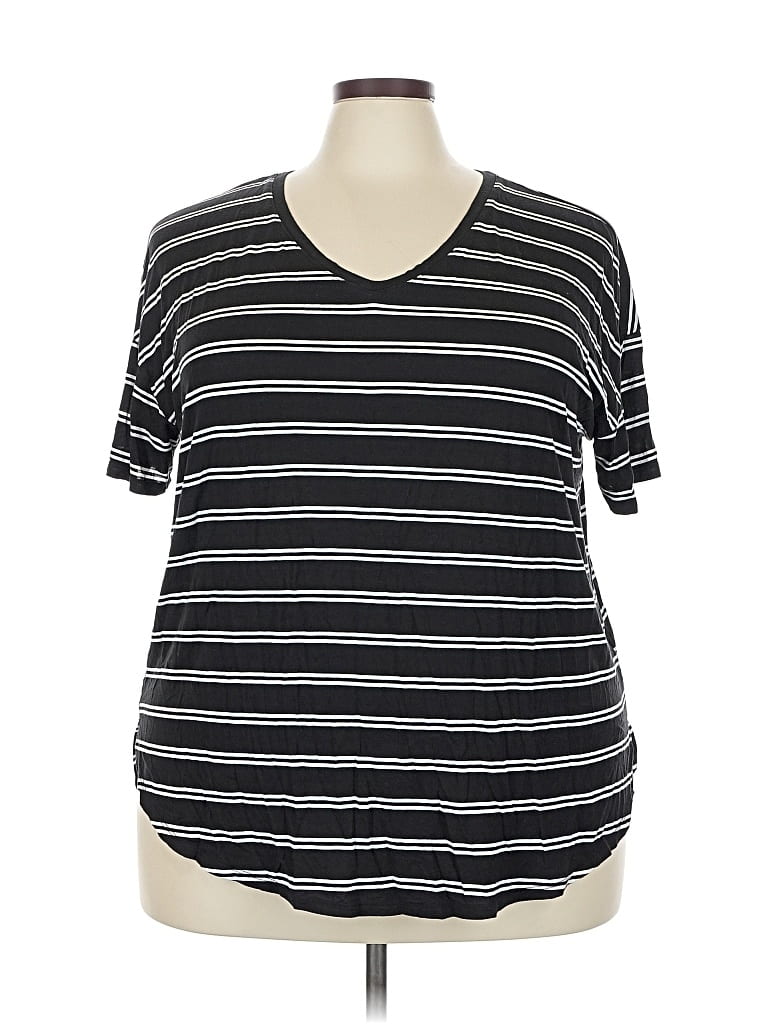 Pre-owned Time And Tru Short Sleeve T-shirt In Black