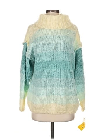 Liz Claiborne Pullover Sweater (view 1)
