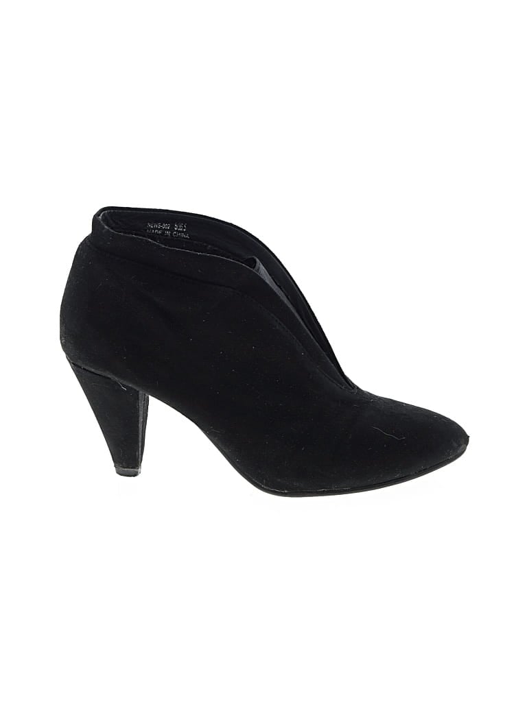 Pre-owned Cl By Laundry Ankle Boots In Black