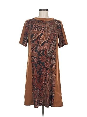 Karin Stevens Casual Dress (view 1)