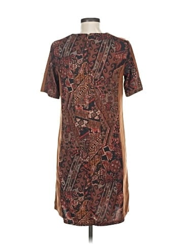 Karin Stevens Casual Dress (view 2)