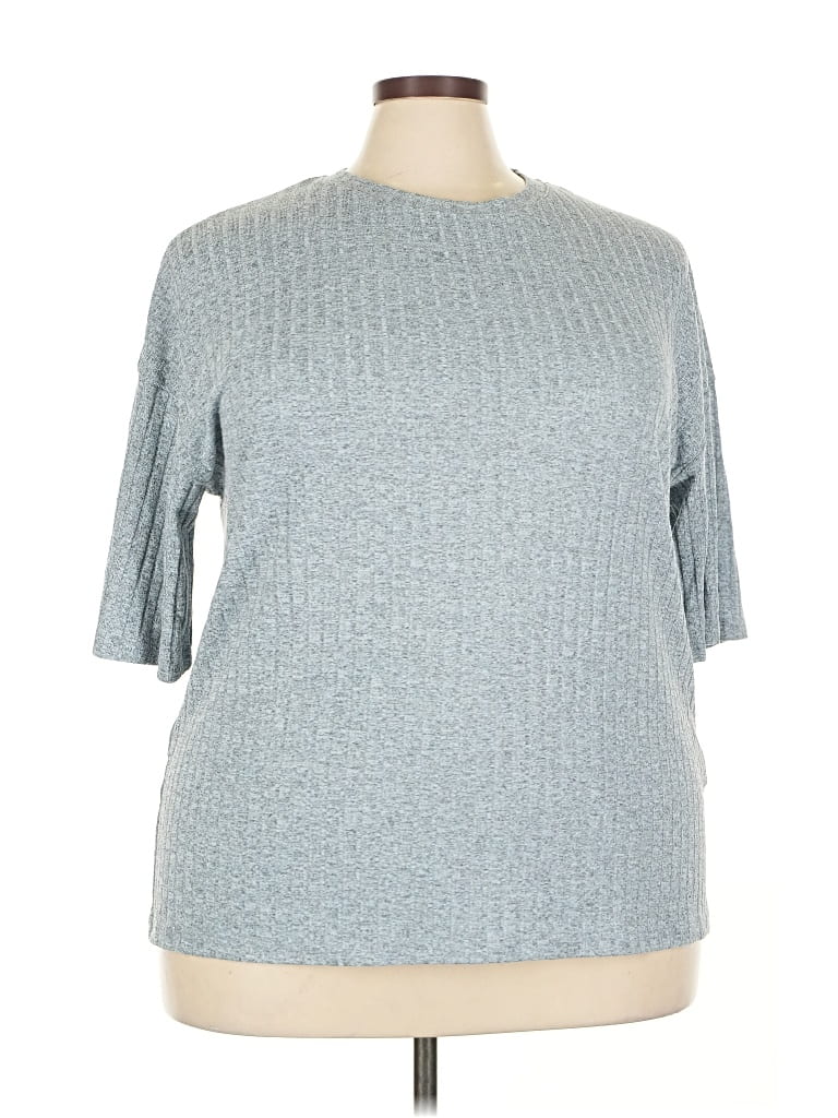 Pre-owned Unbranded 3/4 Sleeve T-shirt In Gray