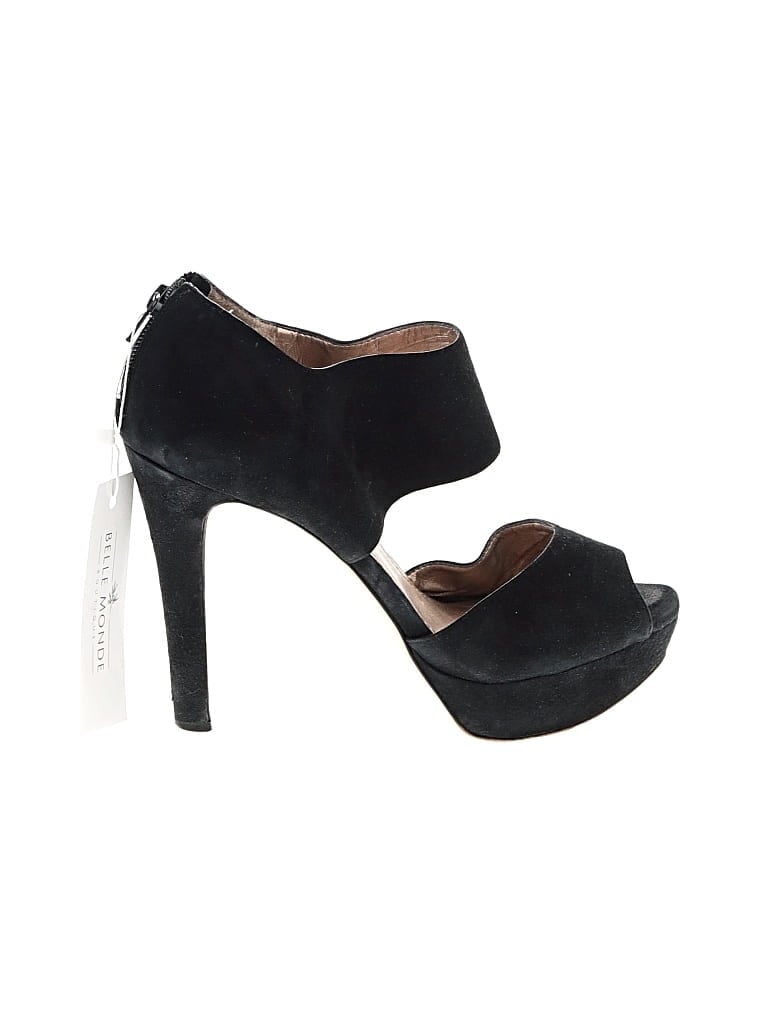 Pre-owned Bcbgeneration Heels In Black