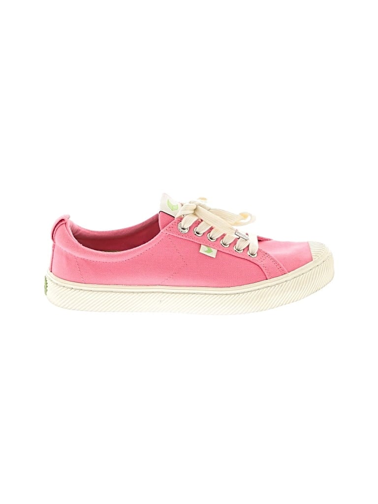 Pre-owned Cariuma Sneakers In Pink