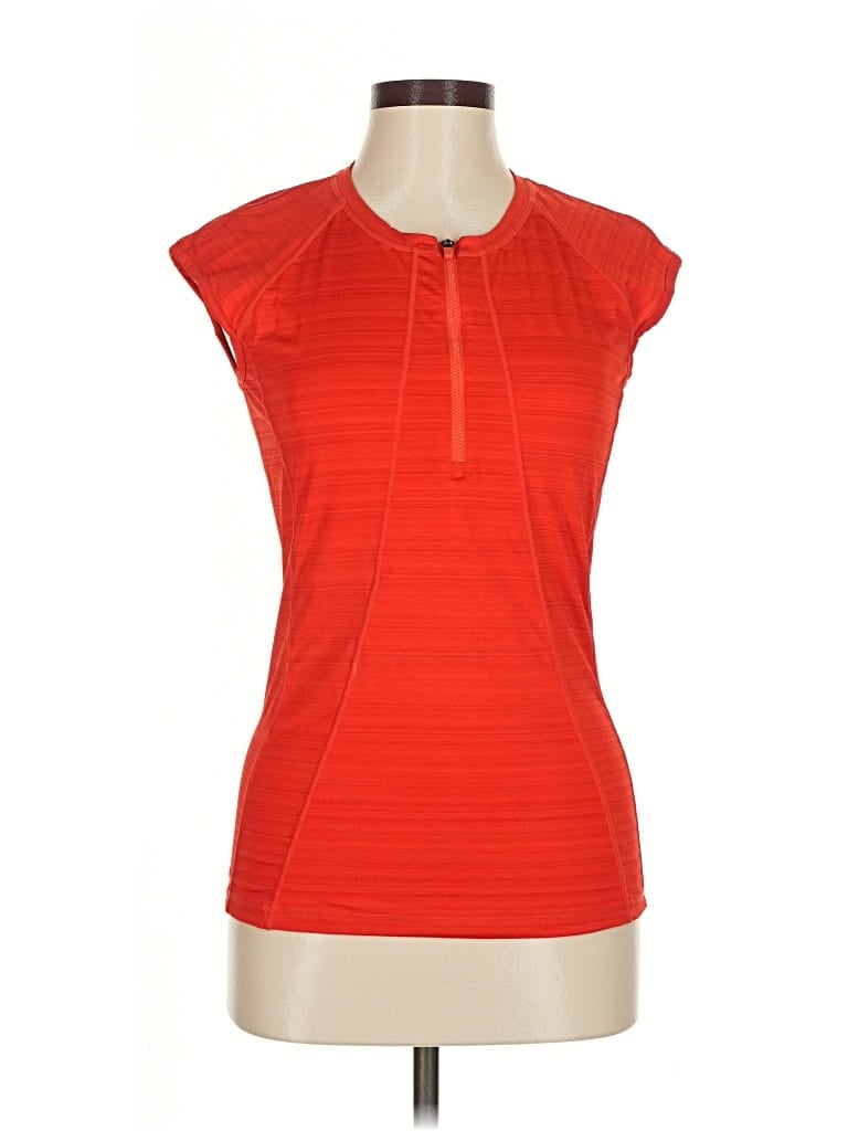 Pre-owned Athleta Sleeveless T-shirt In Red