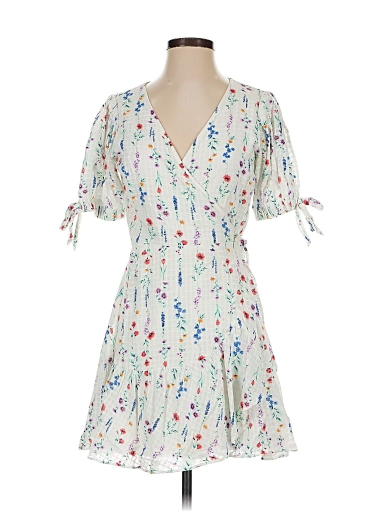 Pre-owned Lc Lauren Conrad Casual Dress In White