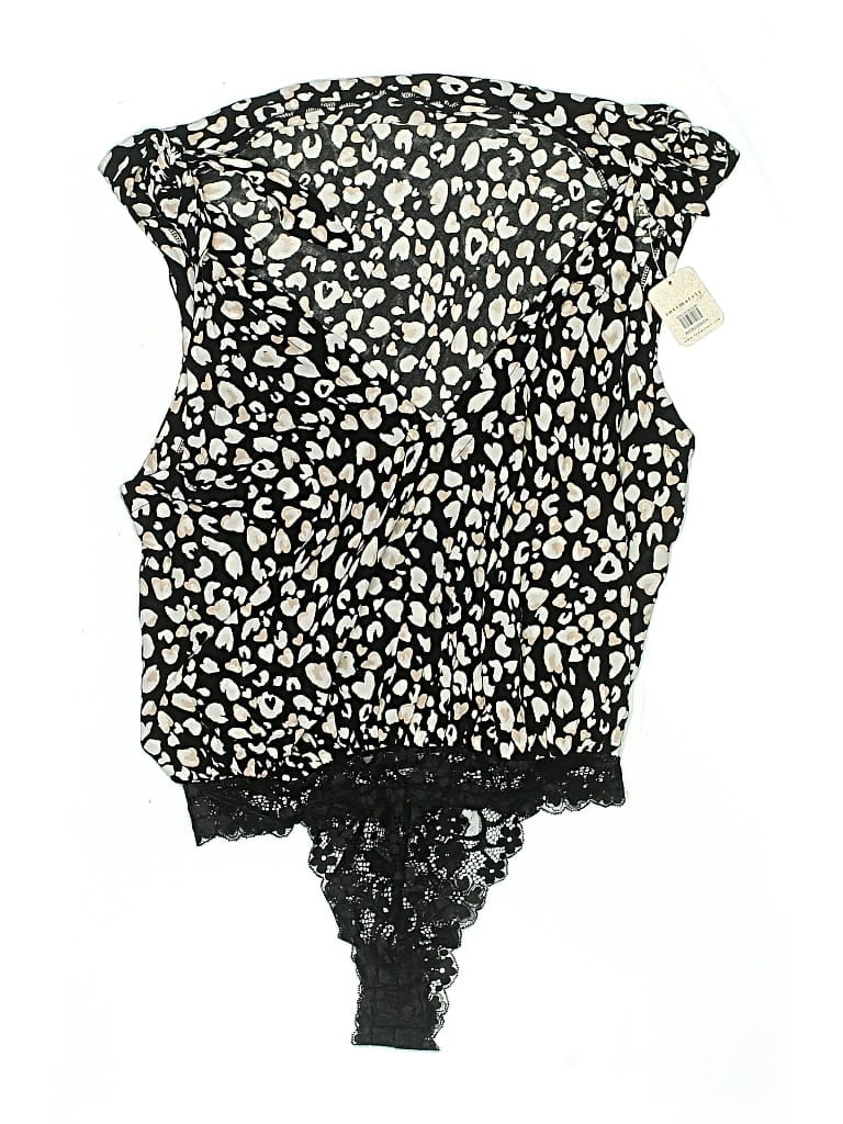 Pre-owned Intimately By Free People Swimsuit Cover Up In Black