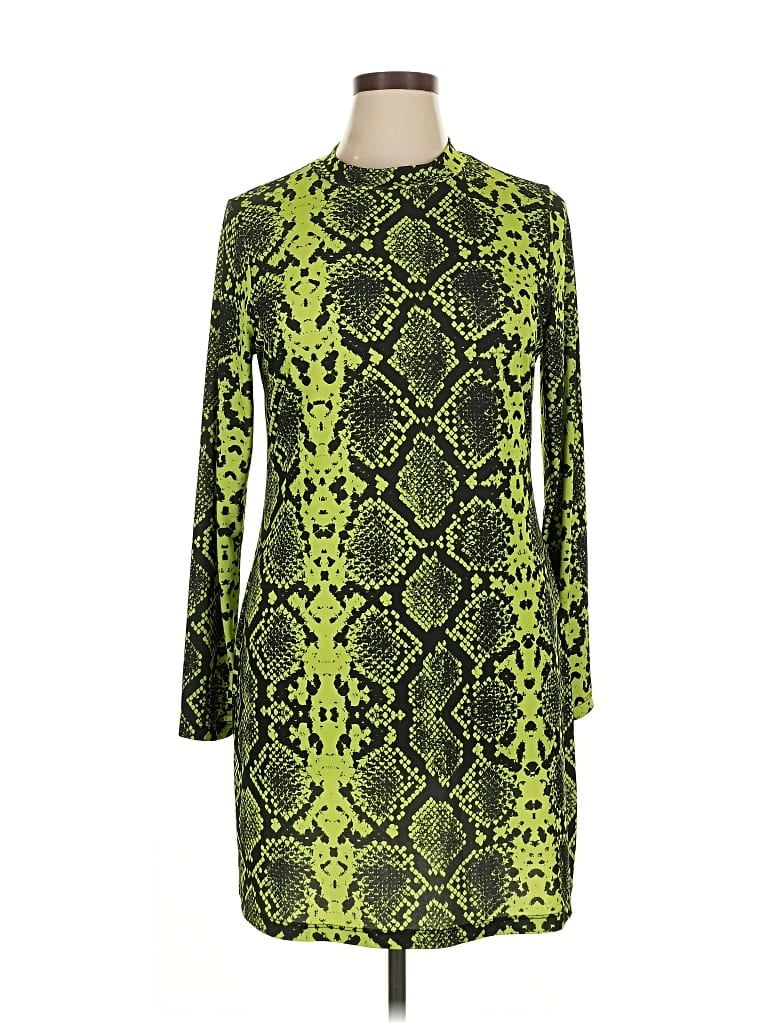 Pre-owned Venus Cocktail Dress In Green