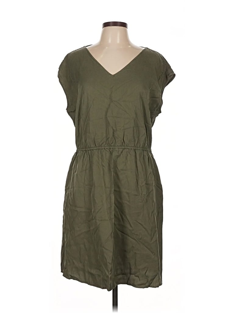 Pre-owned Universal Thread Casual Dress In Green