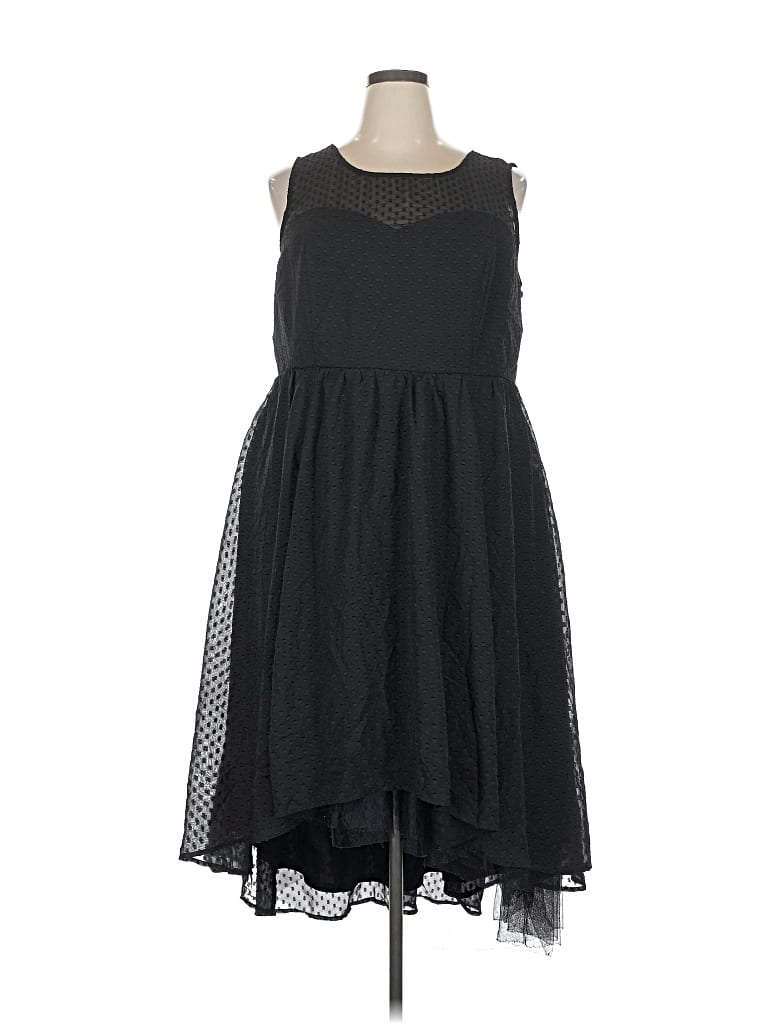 Pre-owned Torrid Cocktail Dress In Black