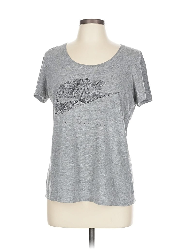 Pre-owned Nike Short Sleeve T-shirt In Gray