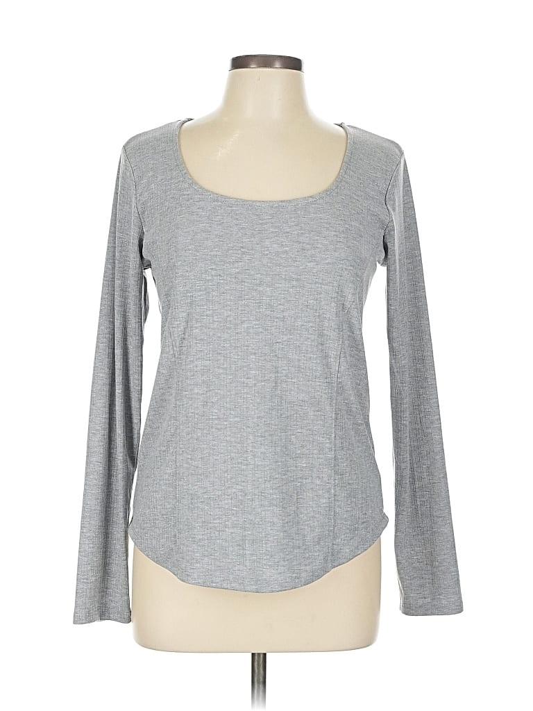 Pre-owned Maurices Long Sleeve T-shirt In Gray