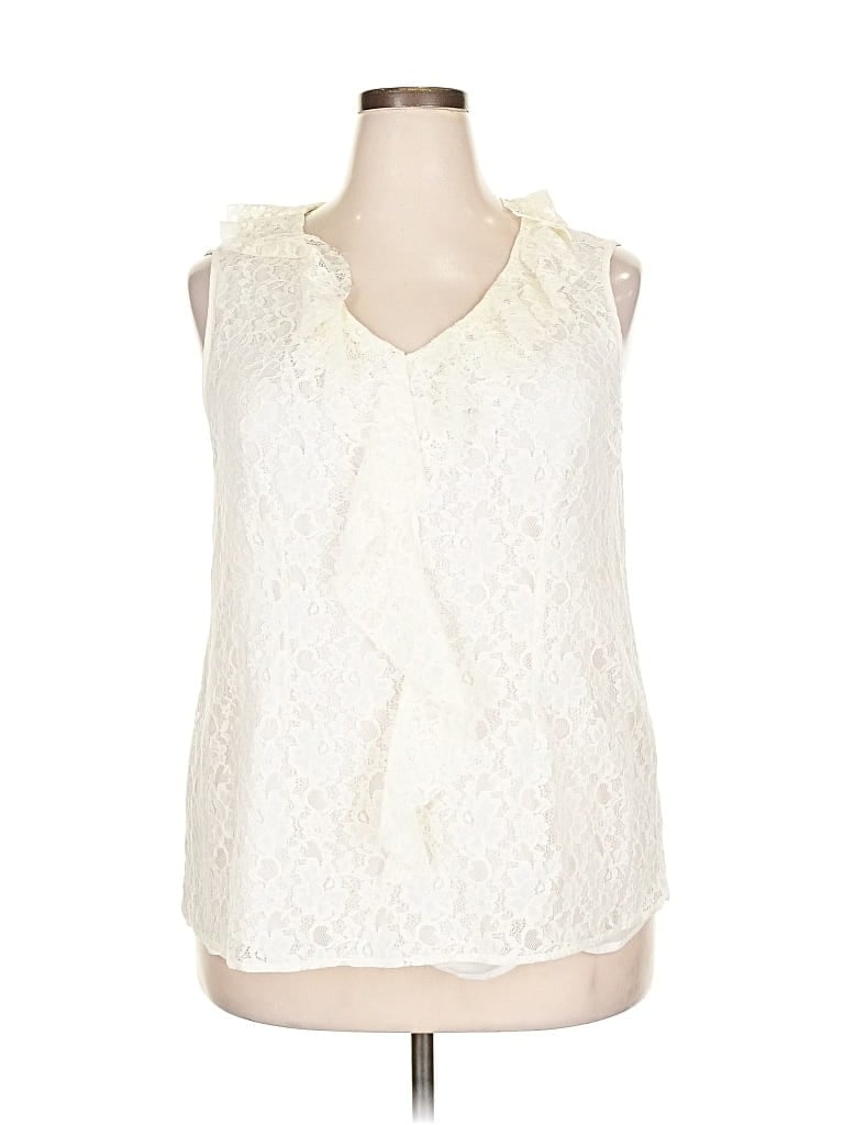 Pre-owned Cato Sleeveless Blouse In White