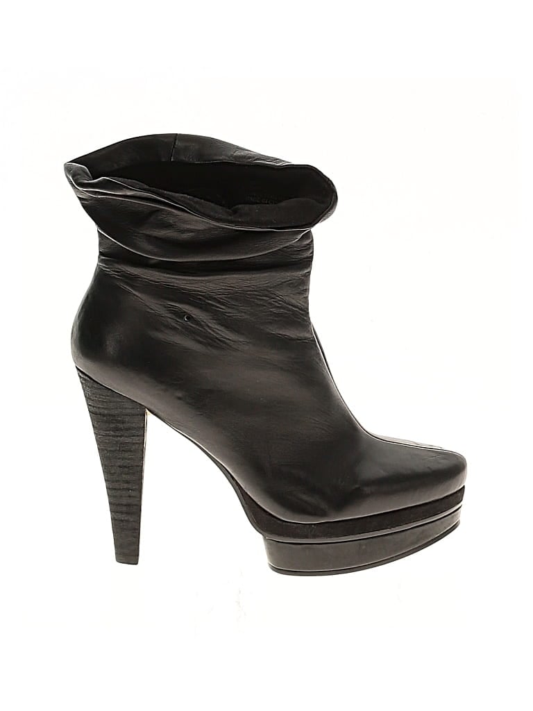 Pre-owned Nine West Ankle Boots In Black