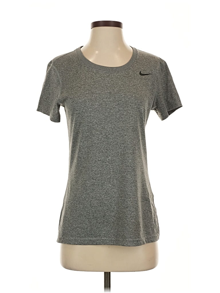 Pre-owned Nike Active T-shirt In Gray