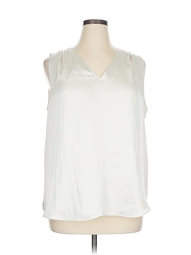 Pre-owned Banana Republic Sleeveless Blouse In White