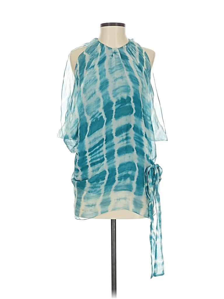 Pre-owned Robbi & Nikki Sleeveless Top Green Halter Neckline Tops