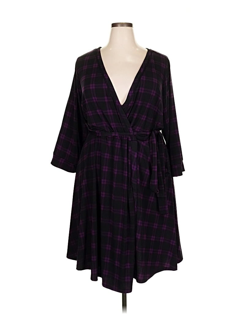Pre-owned Torrid Casual Dress In Purple